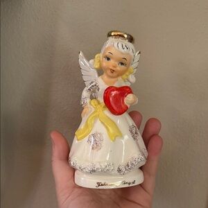 Vtg NAPCO February Heart Angel Figurine Spaghetti Ceramic Valentines Day